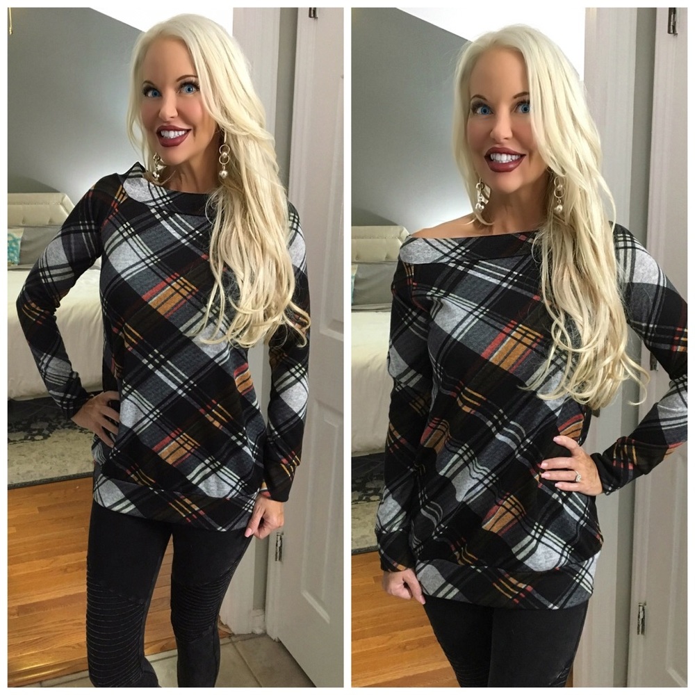 ❤️LAST 1! Super Soft Shoulder Plaid Top! - Picture 2 of 7